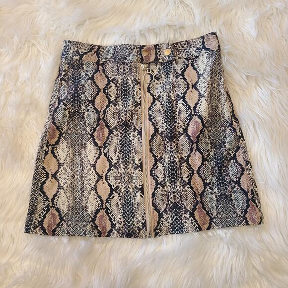 Altar'd State Snakeskin Zip Front High Rise Mini Skirt Small Boho Animal Print - Picture 2 of 4